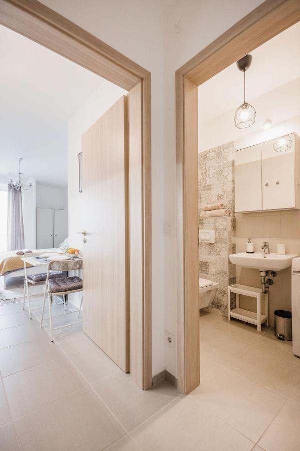 ブダペストStylish And Cozy Studio In The Heart Of The Cityアパートメント エクステリア 写真