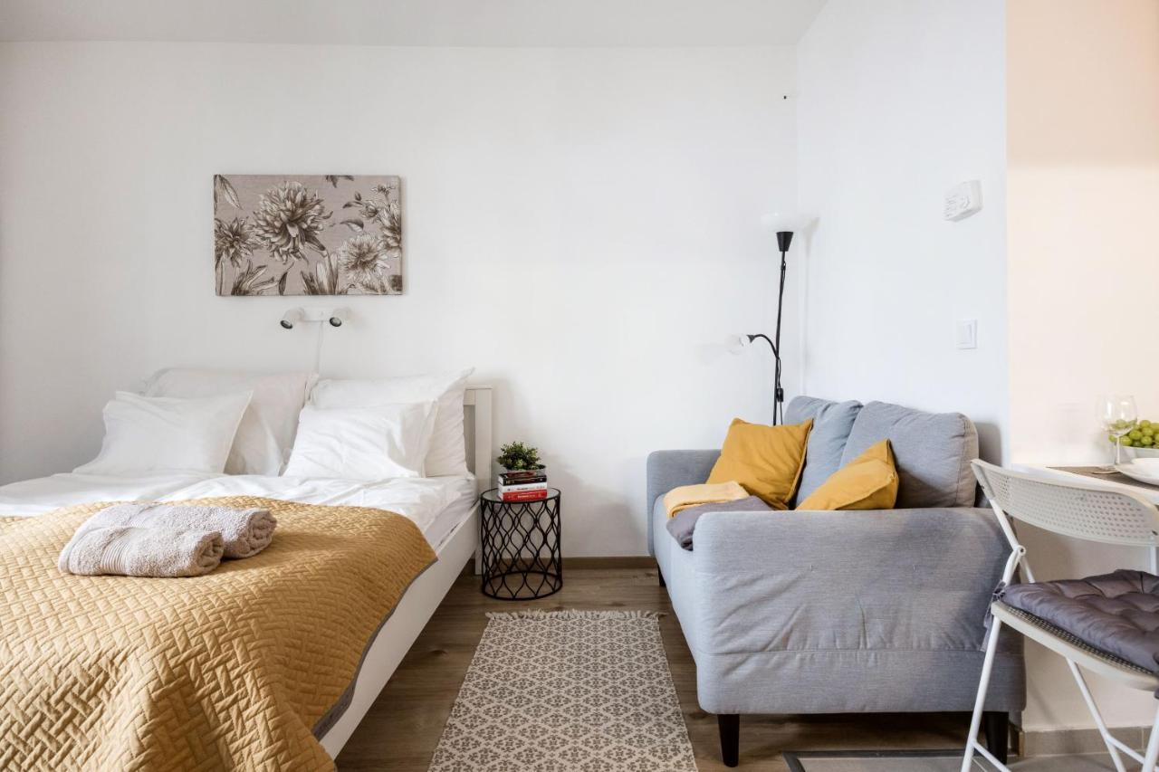 ブダペストStylish And Cozy Studio In The Heart Of The Cityアパートメント エクステリア 写真